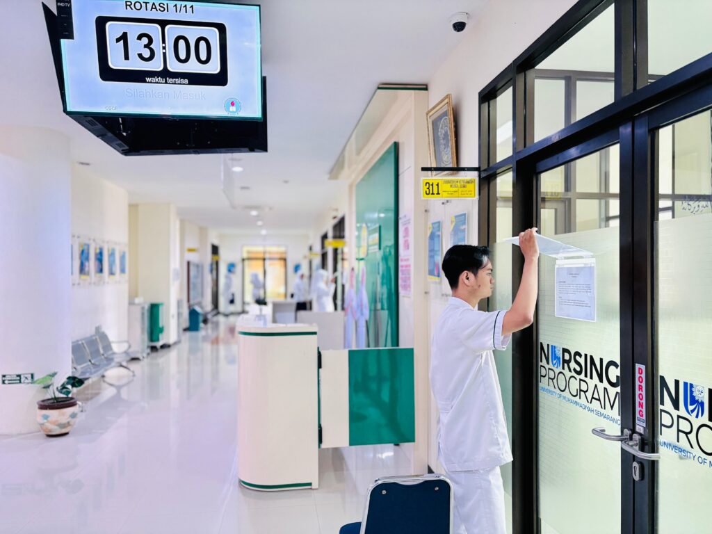 Ujian OSCE Profesi Ners UNIMUS: Latih Keterampilan Klinik Mahasiswa Hadapi Dunia Kerja